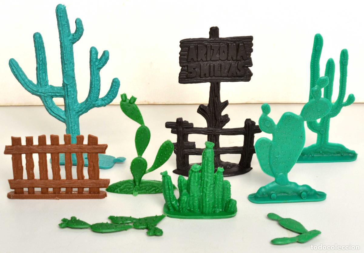 Figuras de goma y PVC: ACCESORIOS DEL OESTE JECSAN COMANSI REAMSA ETC - Foto 1