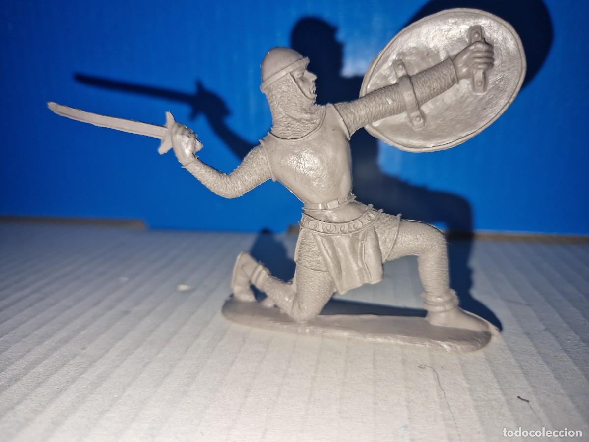 Figuras de goma y PVC: COMANSI GUERRERO MEDIEVAL - Foto 2