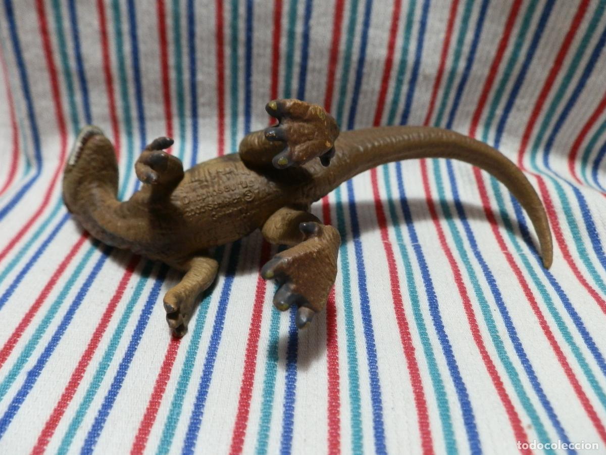 Figuras de goma y PVC: SCHLEICH DINOSAURIO DILOPHOSEURUS 2002 - Foto 4