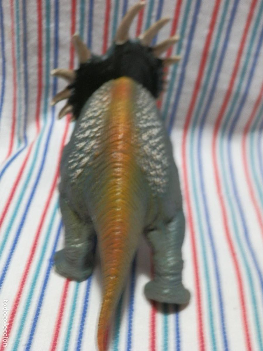 Figuras de goma y PVC: SCHLEICH DINOSAURIO ESTYRACOSAURUS 2012 - Foto 4