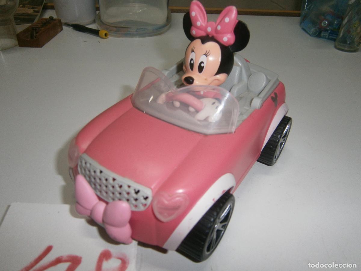 Figuras de goma y PVC: MINNIE EN COCHE DESCAPOTABLE - Foto 1