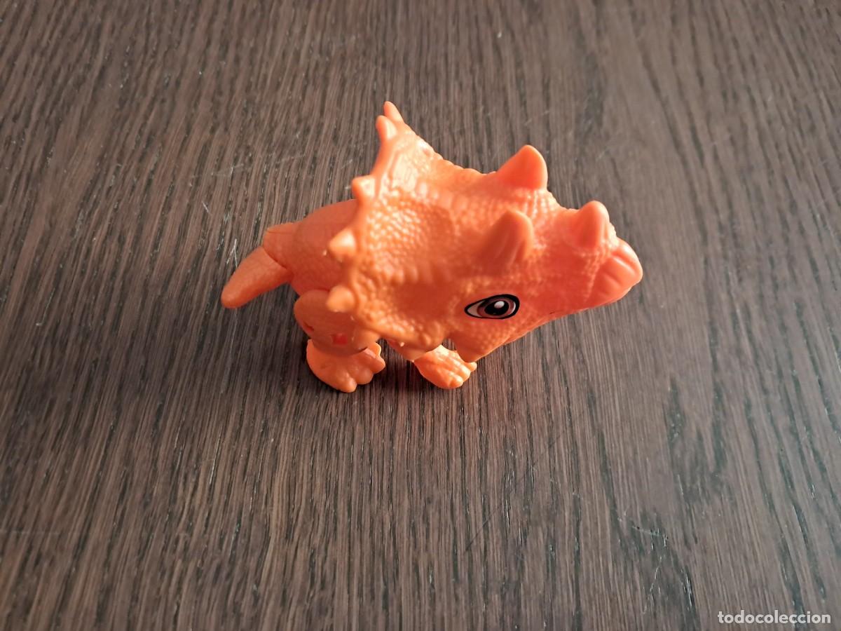 Figuras de goma y PVC: figura de dinosaurio. - Foto 2