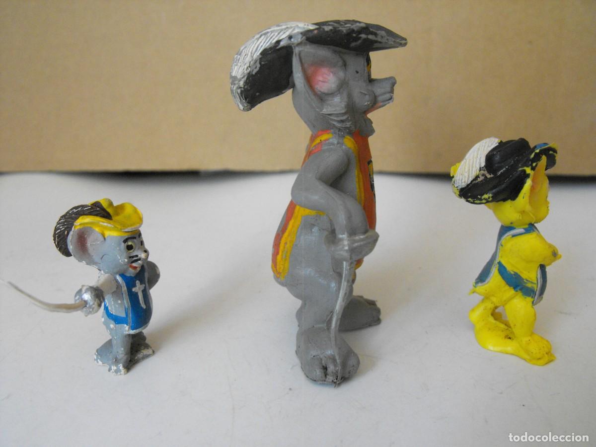 Figuras de goma y PVC: PECH. Figuras de Tom y Jerry mosqueteros. - Foto 2