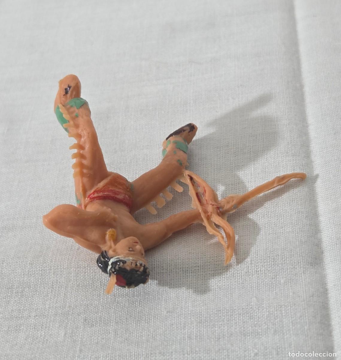 Figuras de goma y PVC: Antiguo indio, estereoplast - Foto 4