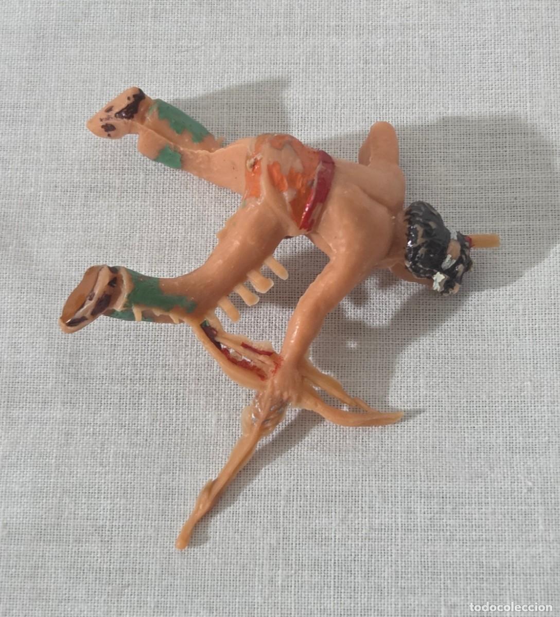 Figuras de goma y PVC: Antiguo indio, estereoplast - Foto 9