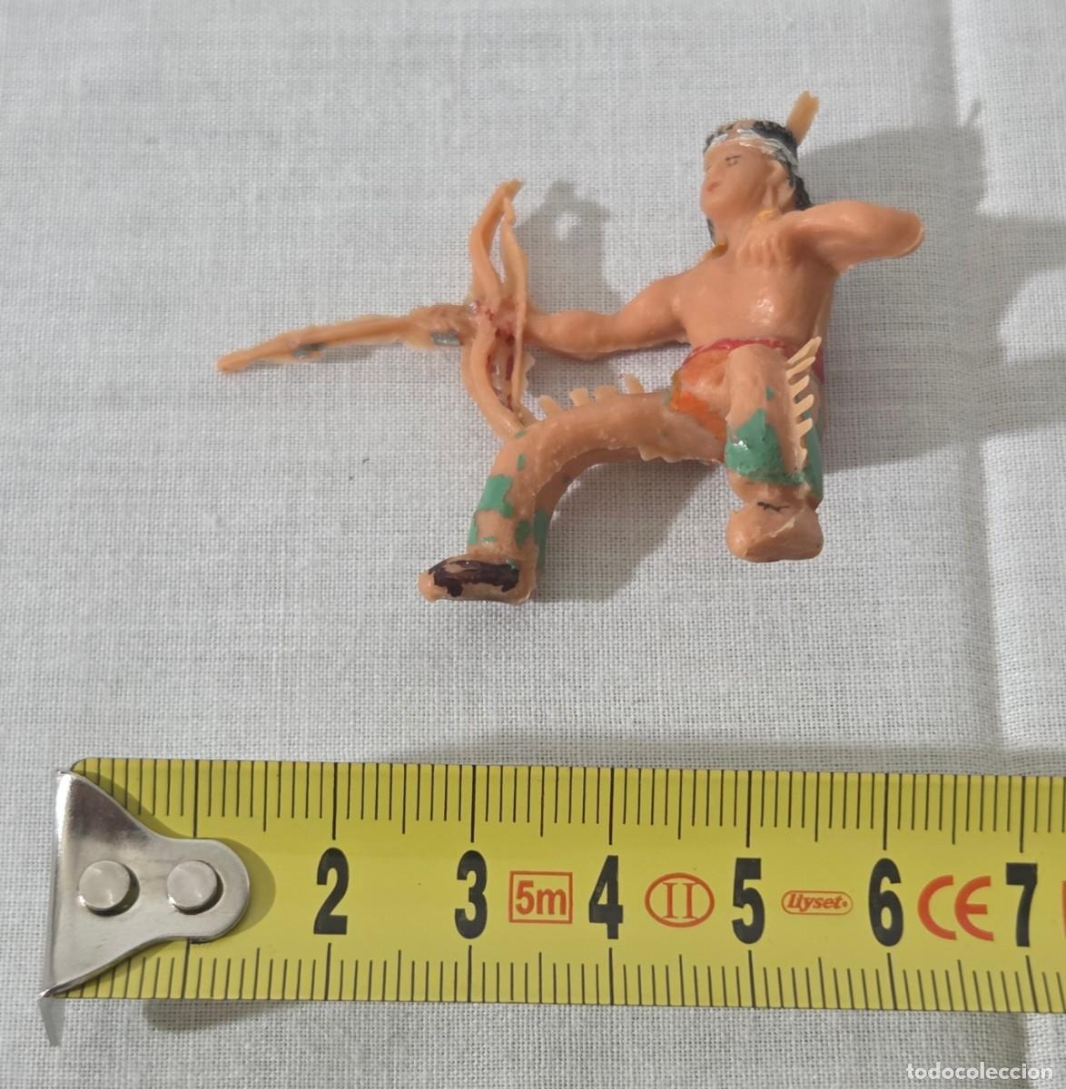 Figuras de goma y PVC: Antiguo indio, estereoplast - Foto 13