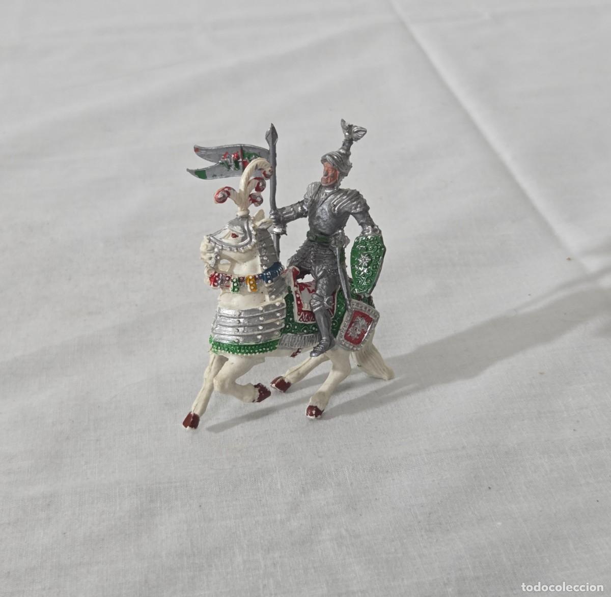 Figuras de goma y PVC: Guerrero medieval a caballo, lafredo - Foto 1