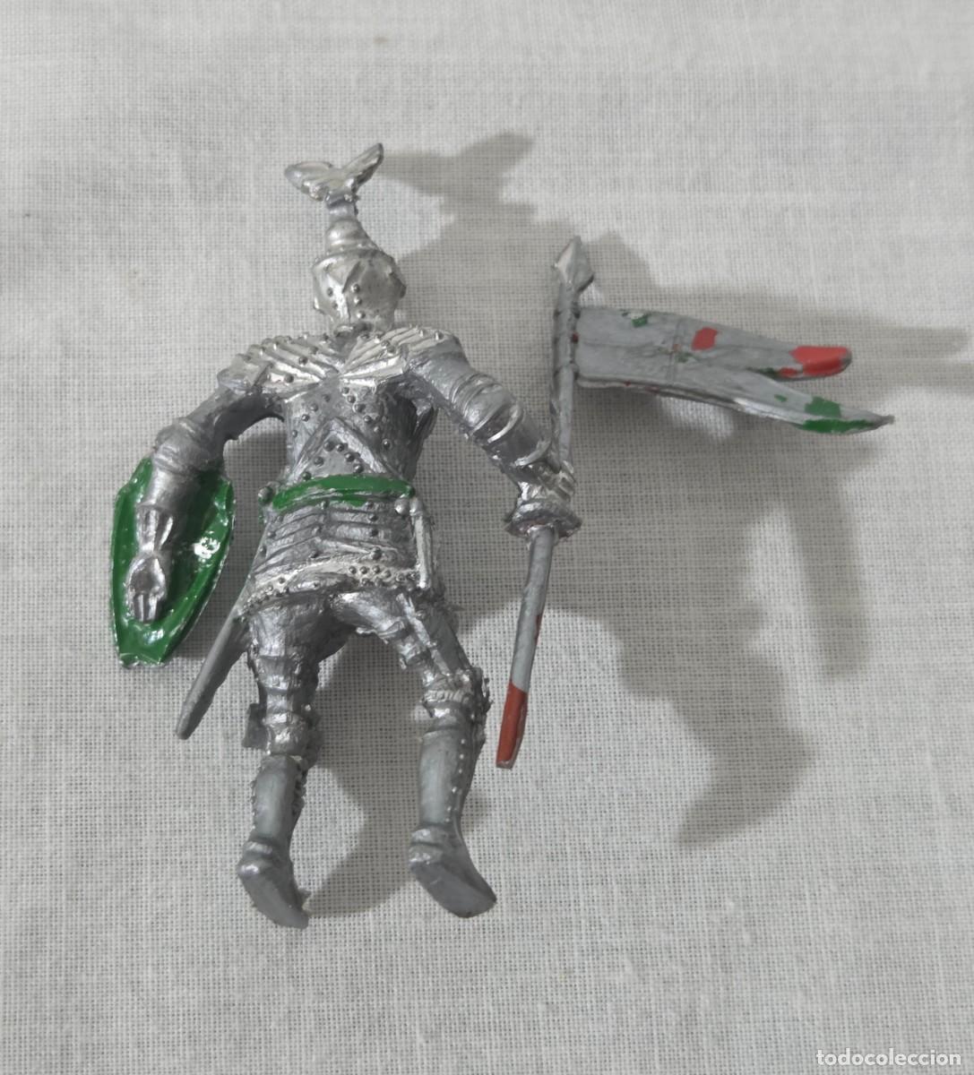 Figuras de goma y PVC: Guerrero medieval a caballo, lafredo - Foto 15