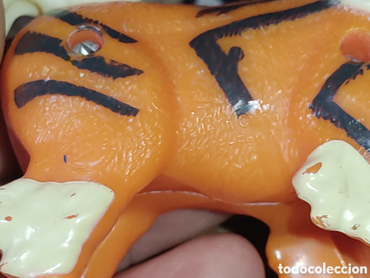 Figuras de goma y PVC: Figura Pok&eacute;mon le&oacute;n. - Foto 4