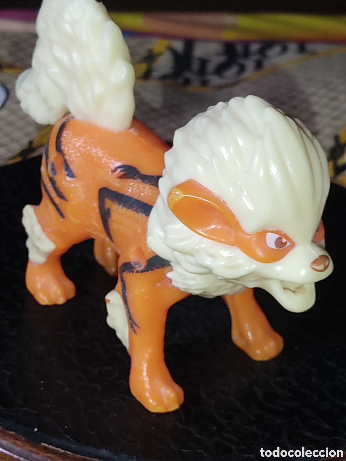 Figuras de goma y PVC: Figura Pok&eacute;mon le&oacute;n. - Foto 6