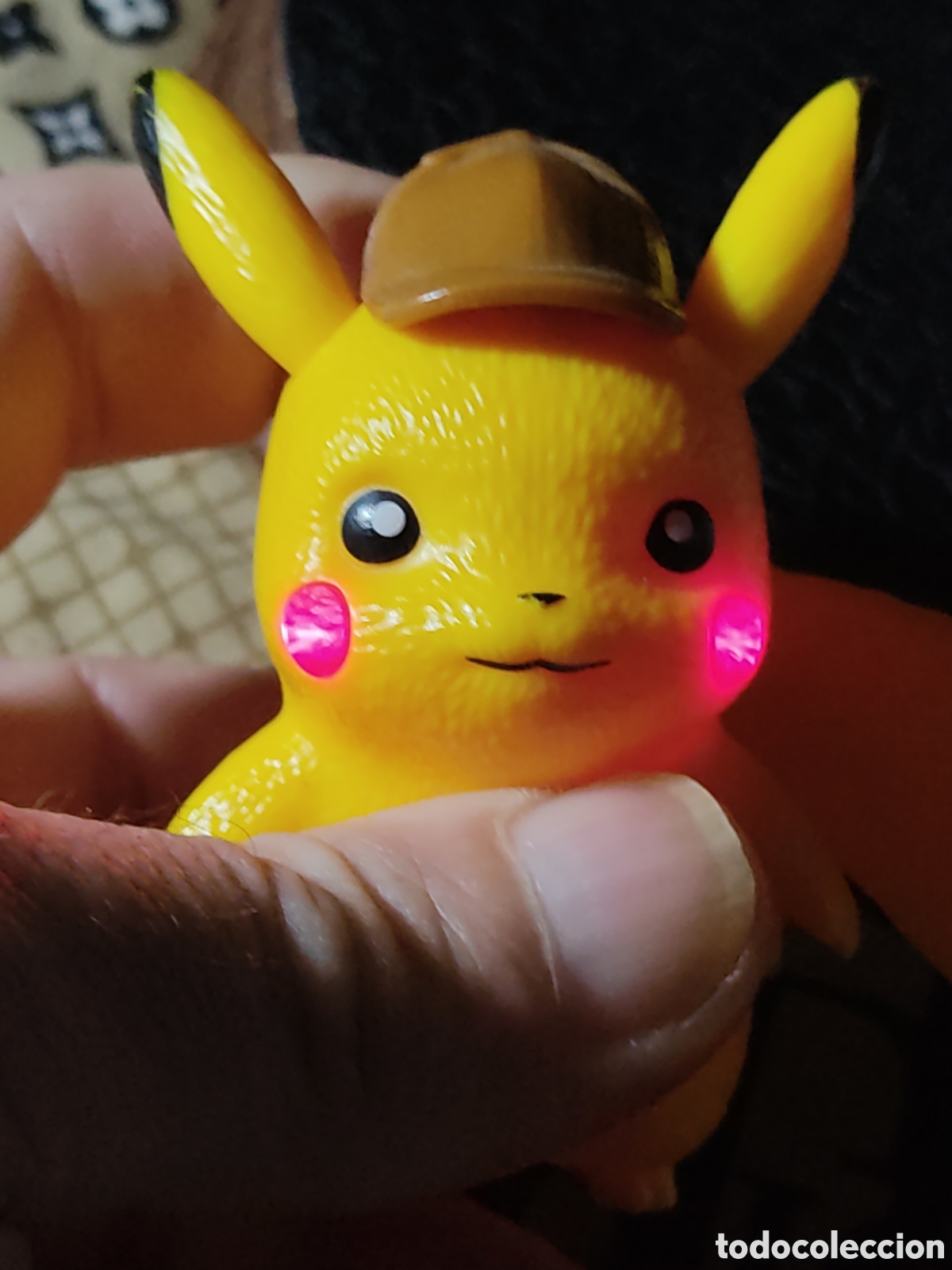 Figuras de goma y PVC: Mu&ntilde;eco Pok&eacute;mon con luz. - Foto 2