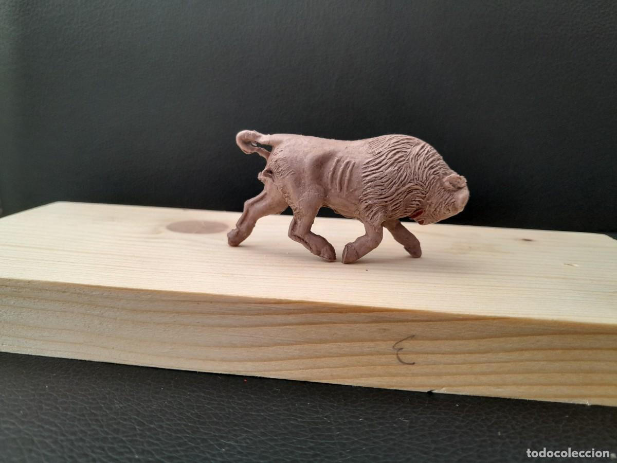 Figuras de goma y PVC: COMANSI FIGURA DE PLASTICO BISONTE - Foto 1