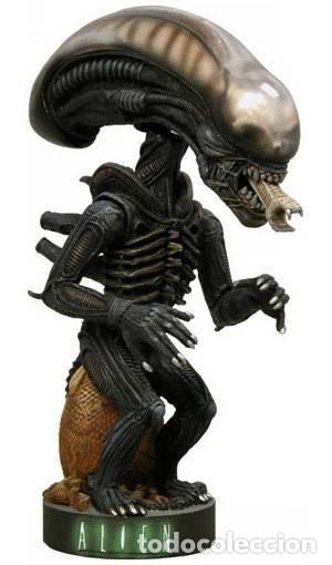 Figuras de goma y PVC: Alien Cabezon Head Knocker Alien Warrior 18 cm - Foto 1