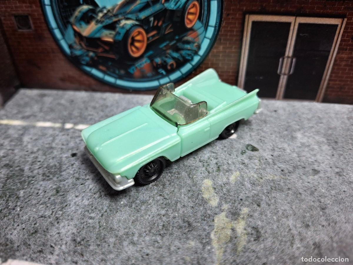 Figuras de goma Kinder: Cadillac Descapotable Kinder - Foto 1