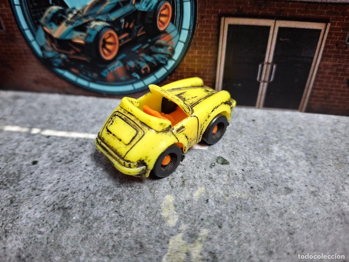 Figuras de goma Kinder: Porsche Descapotable Kinder - Foto 2