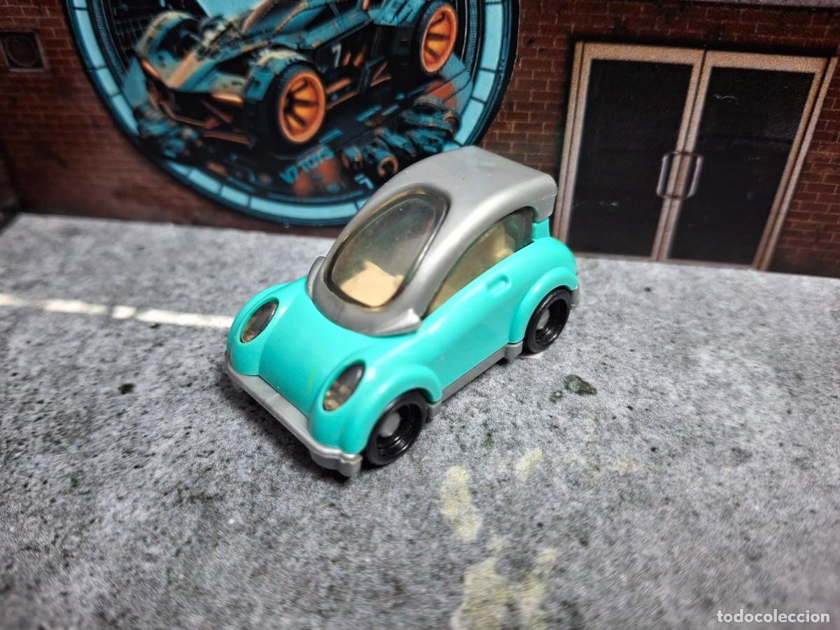 Figuras de goma Kinder: Coche Compacto Kinder - Foto 1