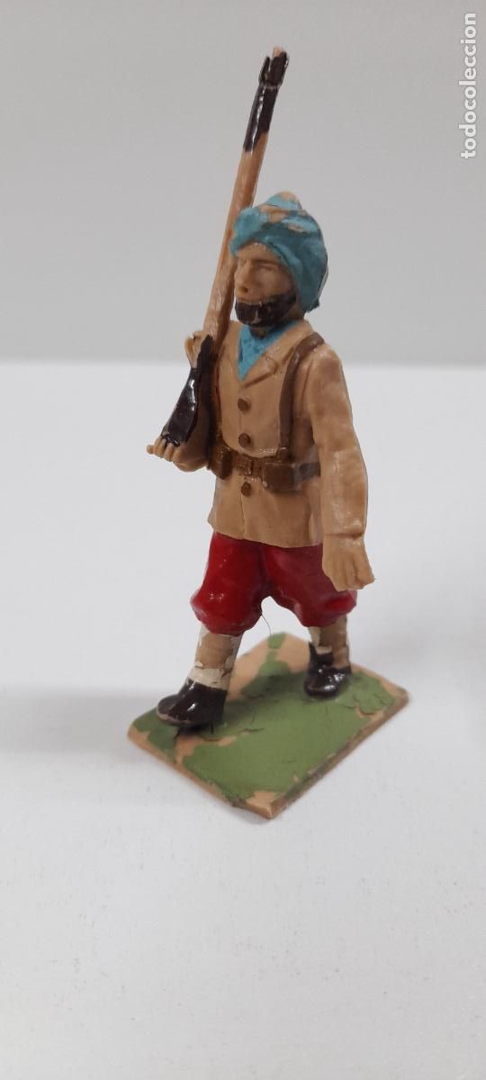 Soldado Colonial en Desfile. Realizado por Reamsa. Original Años 60. Figura Dificil