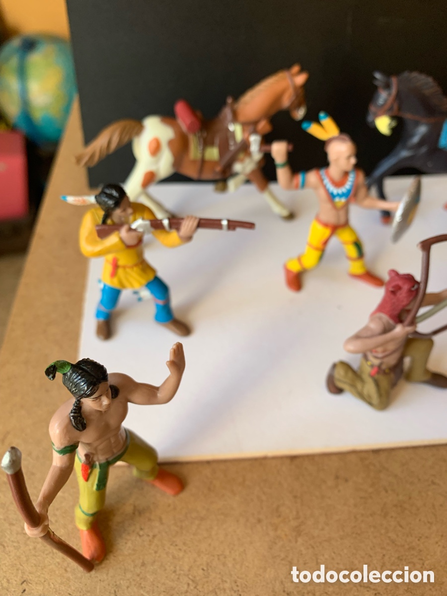 Figuras de goma y PVC: LOTE DE INDIOS Y CABALLOS. - Foto 2