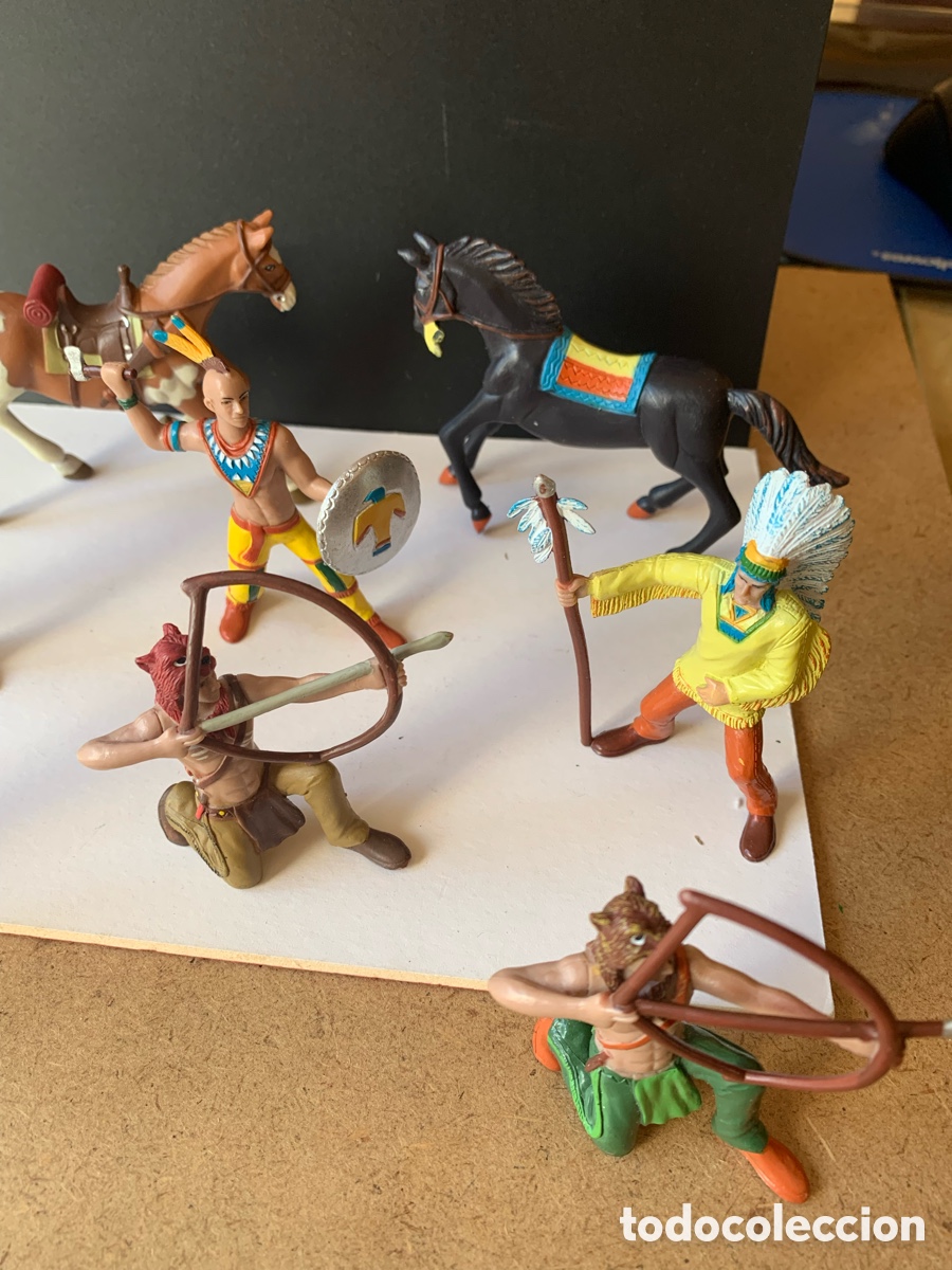 Figuras de goma y PVC: LOTE DE INDIOS Y CABALLOS. - Foto 3