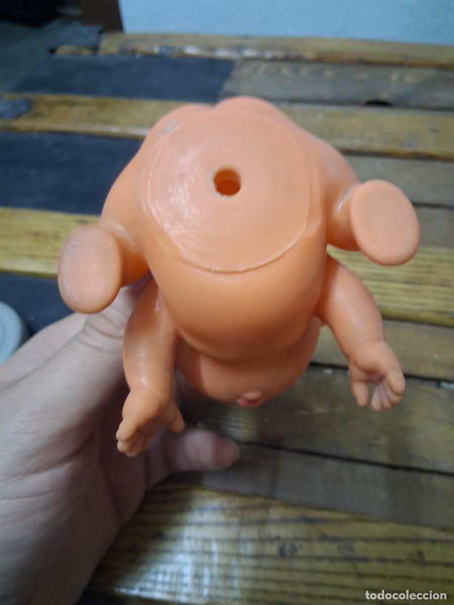 Figuras de goma y PVC: Mu&ntilde;eca beb&eacute; de goma Farmi - Foto 3