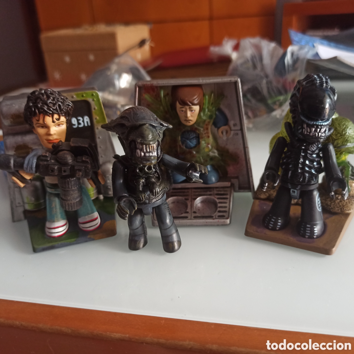 Figuras de goma y PVC: Set de figuras Aliens Mez Itz - Foto 1