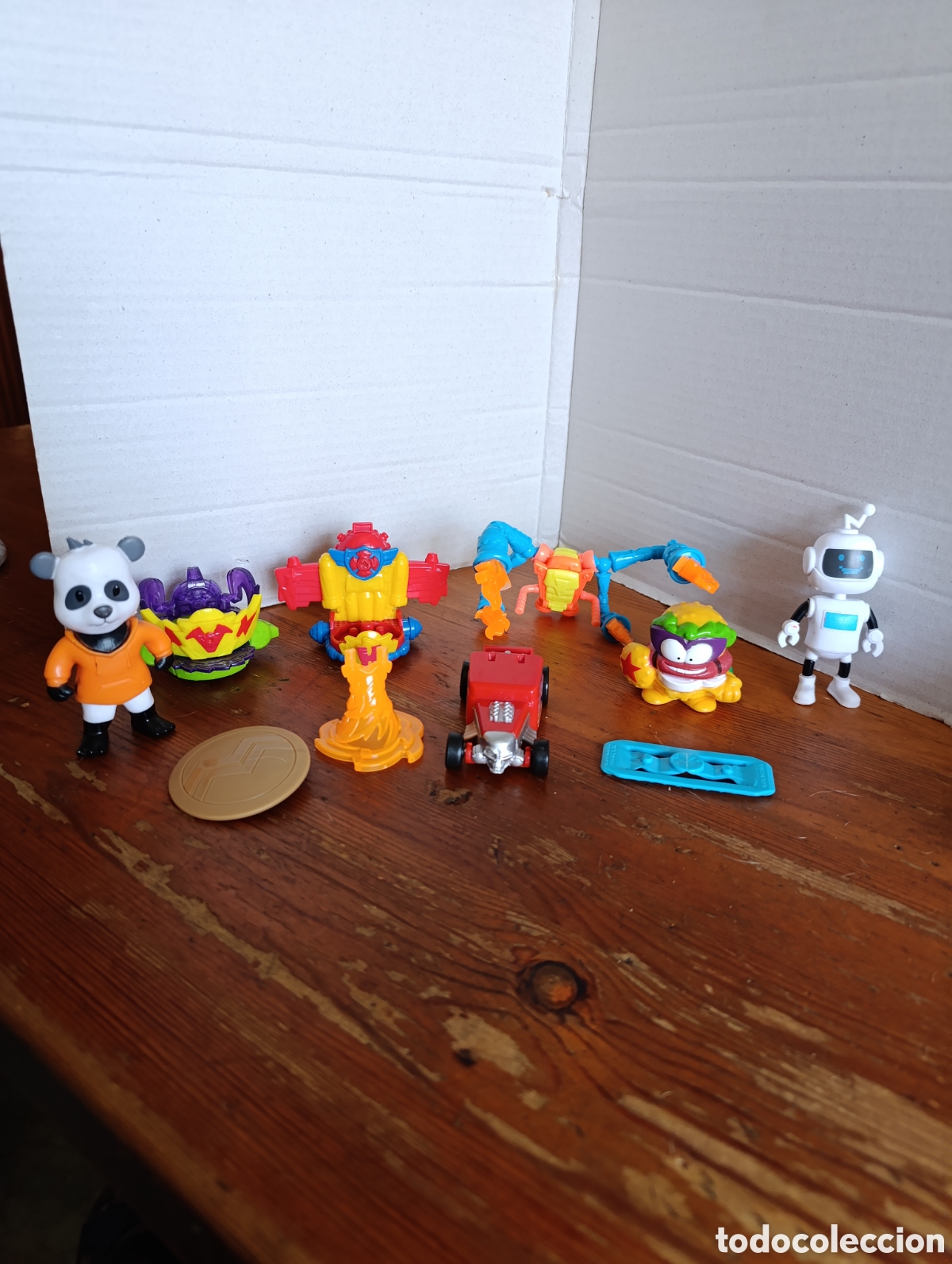 Figuras de goma y PVC: LOTE DE 10 FIGURITAS / DE PVC - Foto 1