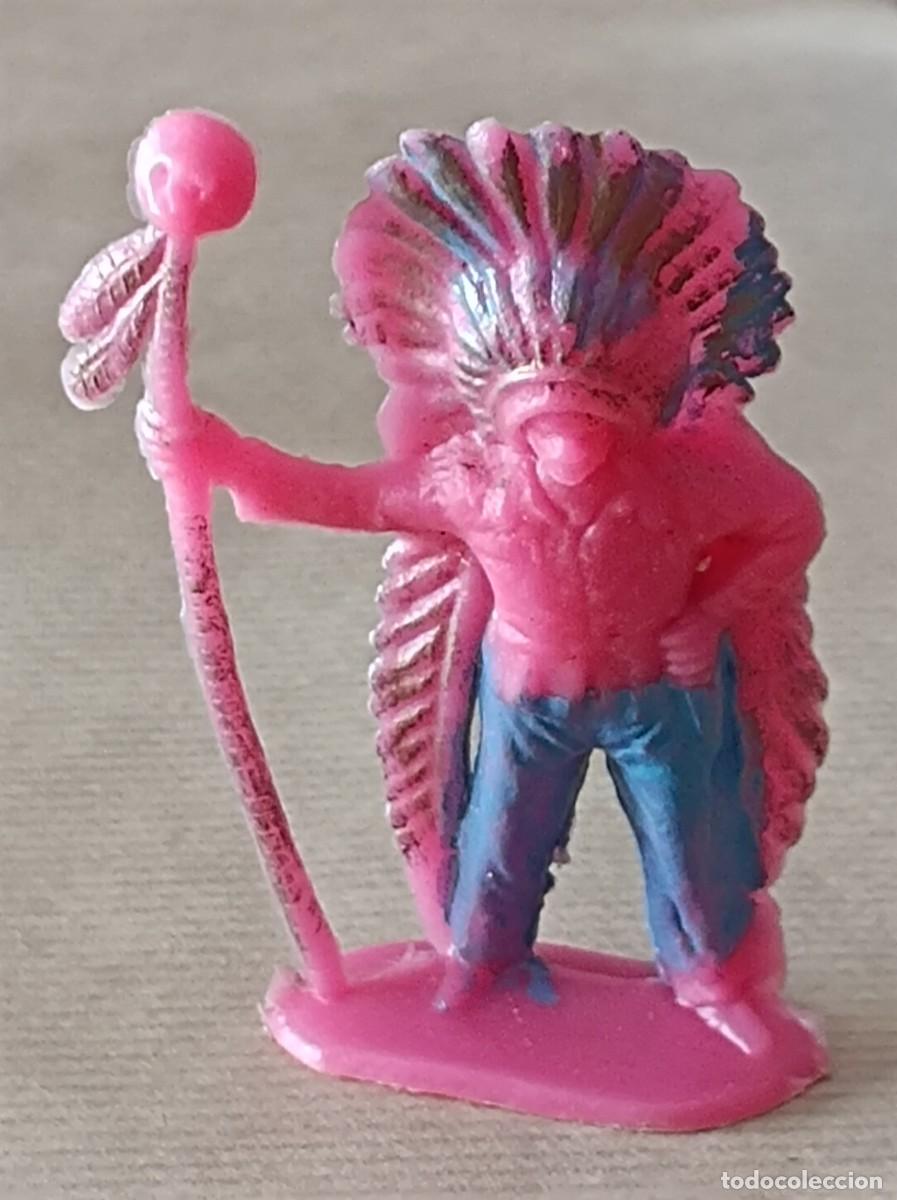Figuras de goma y PVC: LOTE DE INDIOS DE PL&Aacute;STICO FABRICANTES OLIVER COMANSI - Foto 3