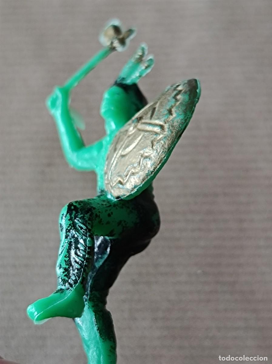 Figuras de goma y PVC: LOTE DE INDIOS DE PL&Aacute;STICO FABRICANTES OLIVER COMANSI - Foto 8