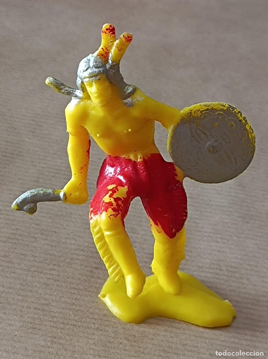 Figuras de goma y PVC: LOTE DE INDIOS DE PL&Aacute;STICO FABRICANTES OLIVER COMANSI - Foto 10