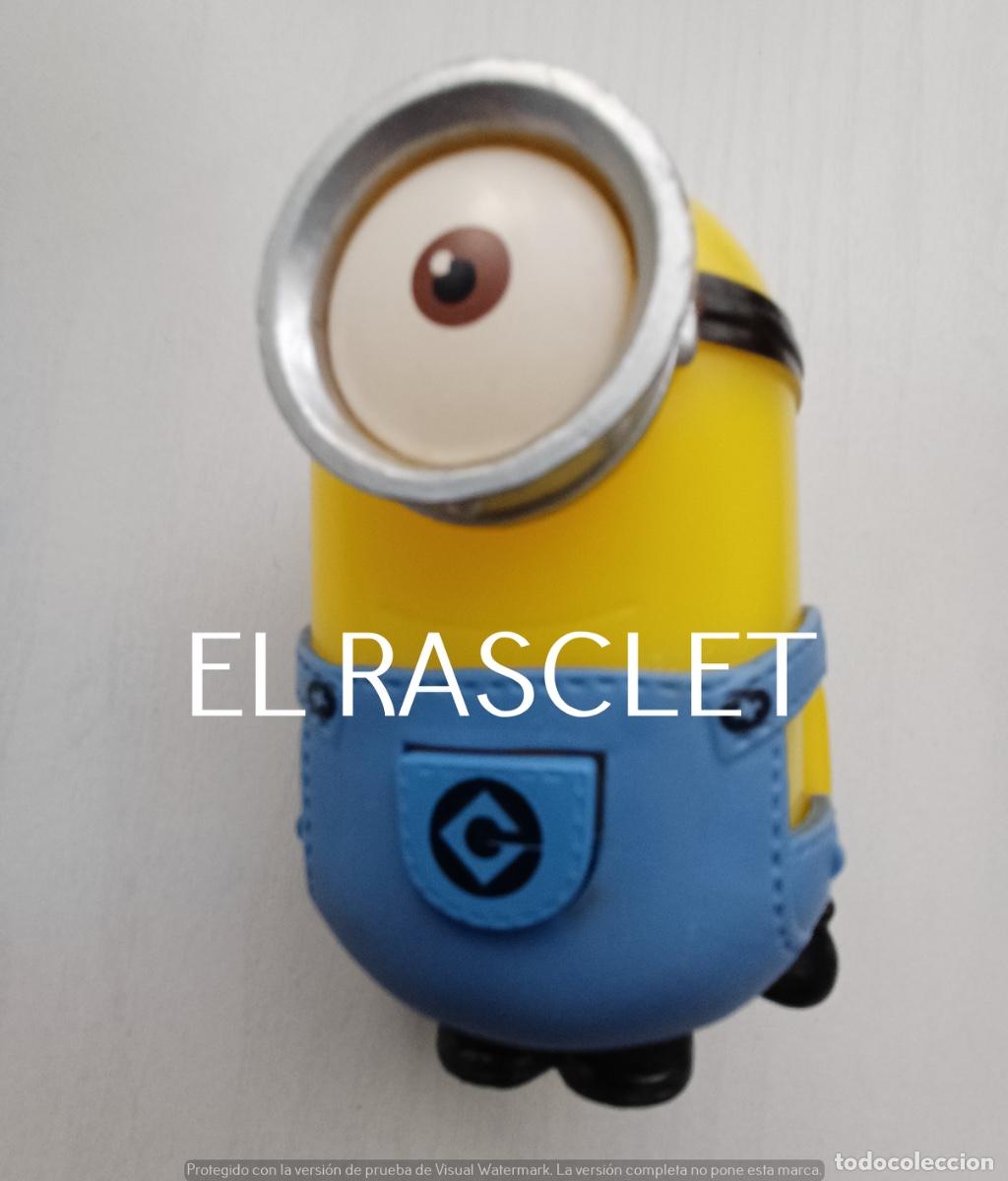 Figuras de goma y PVC: JUGUETE - LINTERNA - MINIONS - - Foto 1