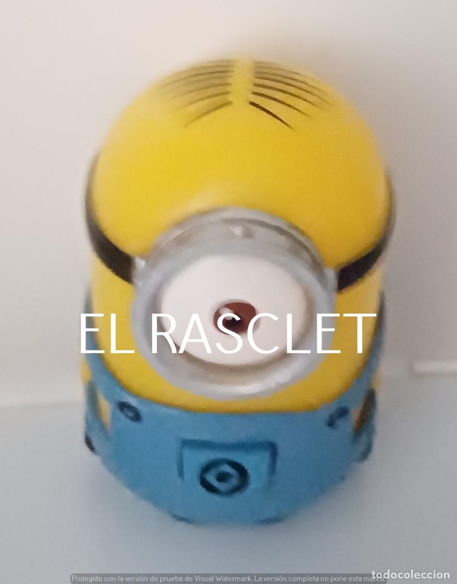 Figuras de goma y PVC: JUGUETE - LINTERNA - MINIONS - - Foto 2