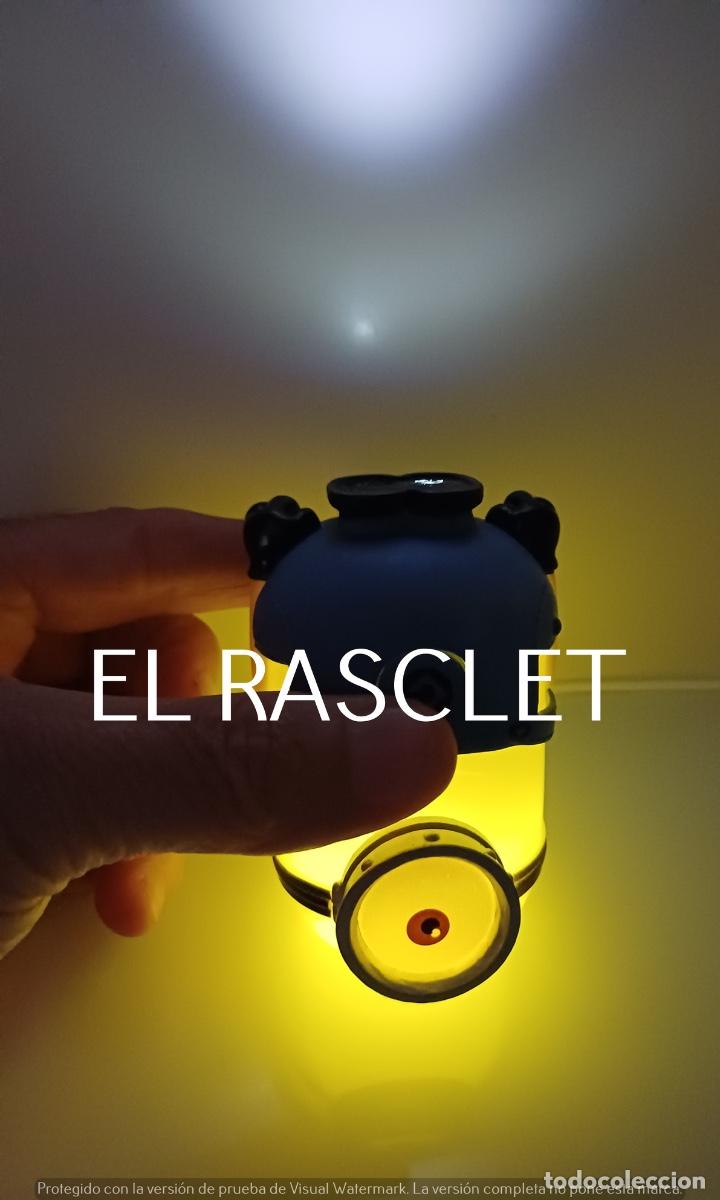 Figuras de goma y PVC: JUGUETE - LINTERNA - MINIONS - - Foto 5