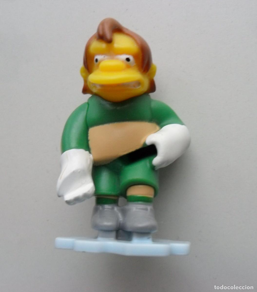 Figuras de goma Kinder: THE SIMPSONS NELSON KINDER 2010 - Foto 3