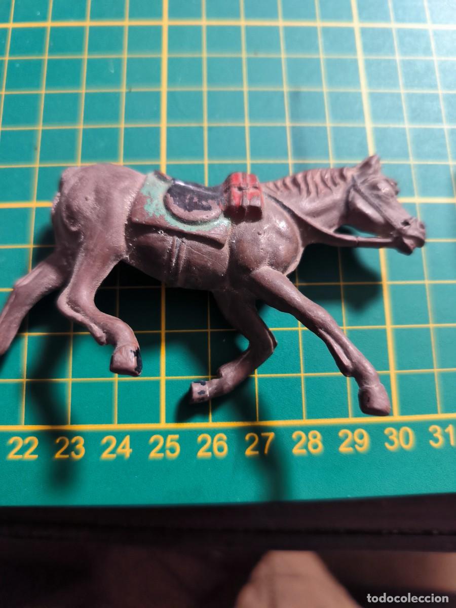 Figuras de goma y PVC: CABALLO DEL OESTE A&Ntilde;OS 50 - Foto 2