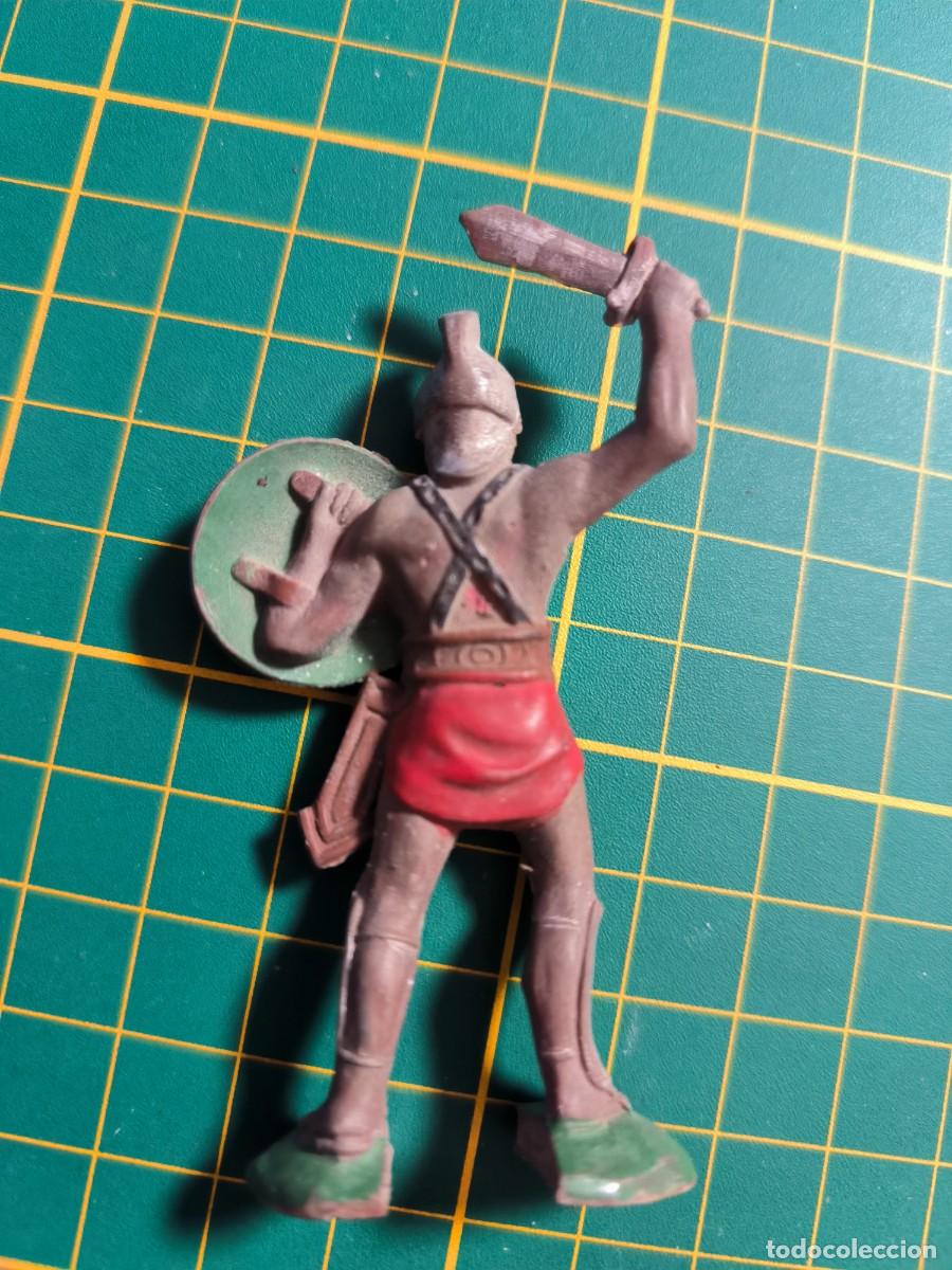 Figuras de goma y PVC: GLADIADOR REAMSA REF. 162 - Foto 2