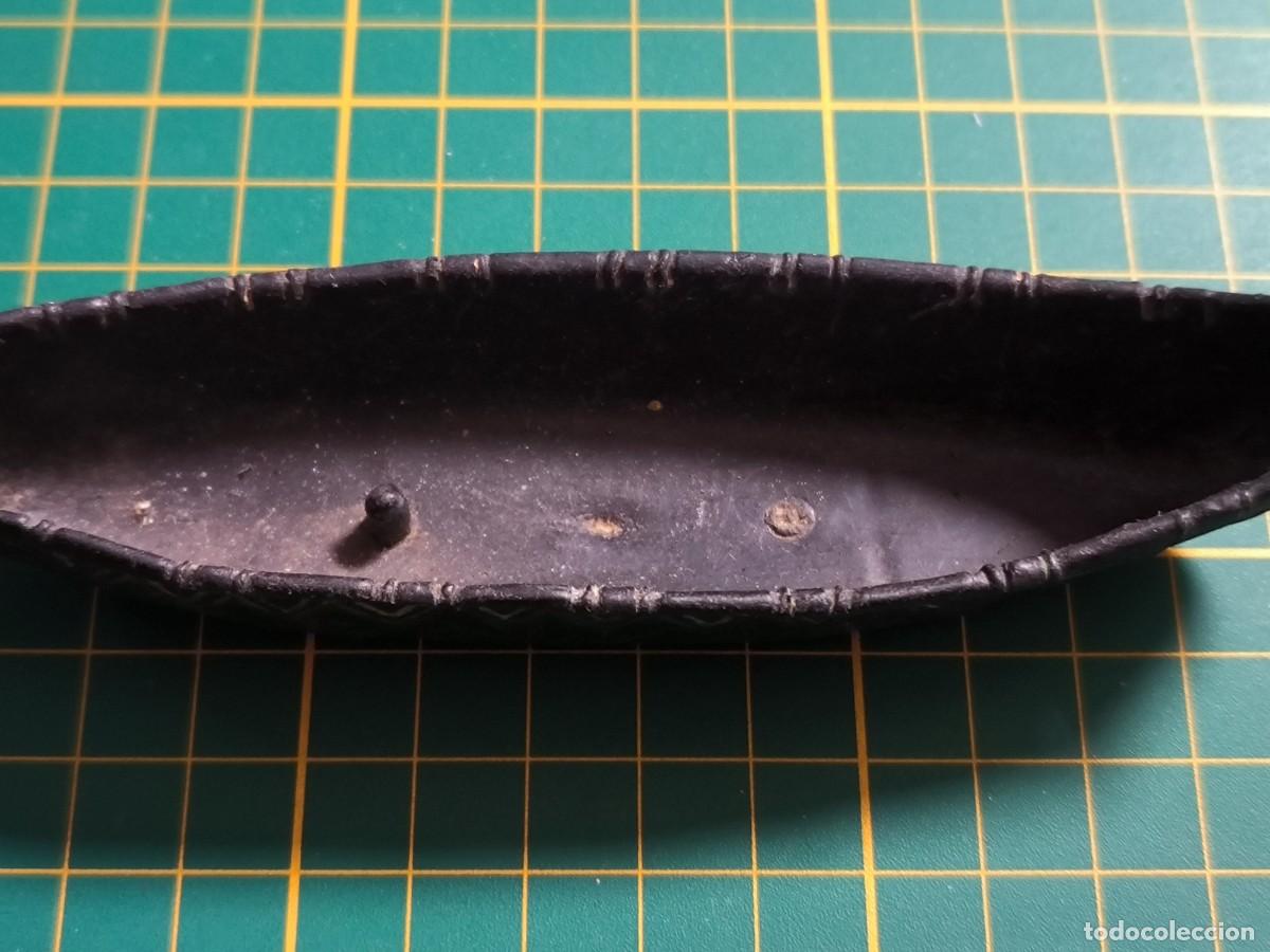 Figuras de goma y PVC: CANOA DE LA CASA PECH - Foto 2
