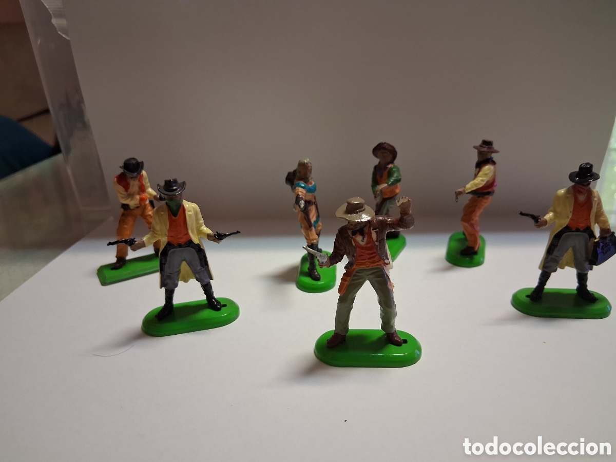 Figuras de goma y PVC: Lote de vaqueros. Britains - Foto 1