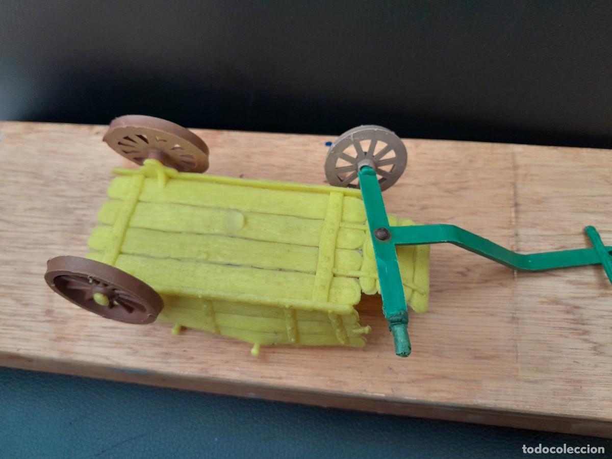 Figuras de goma y PVC: Carreta seguramente Jecsan + complementos - Foto 3