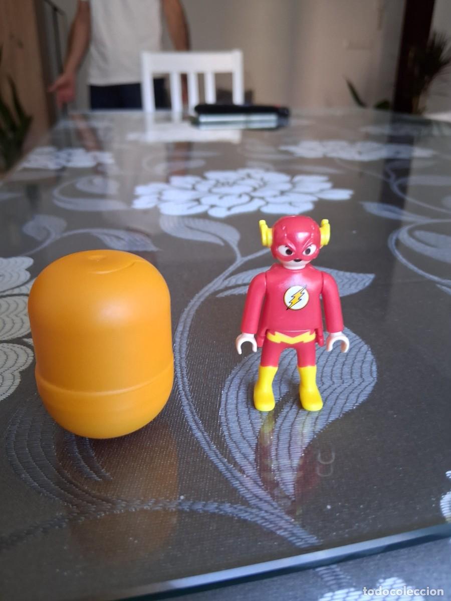 Figuras de goma Kinder: Figura huevo kinder FLASH - Foto 1