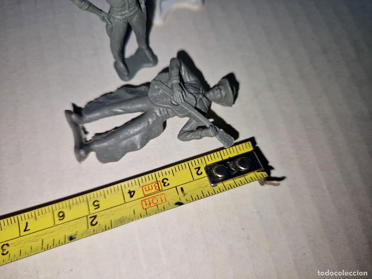 Figuras de goma y PVC: VAQUEROS FIGURAS DEL OESTE - Foto 3