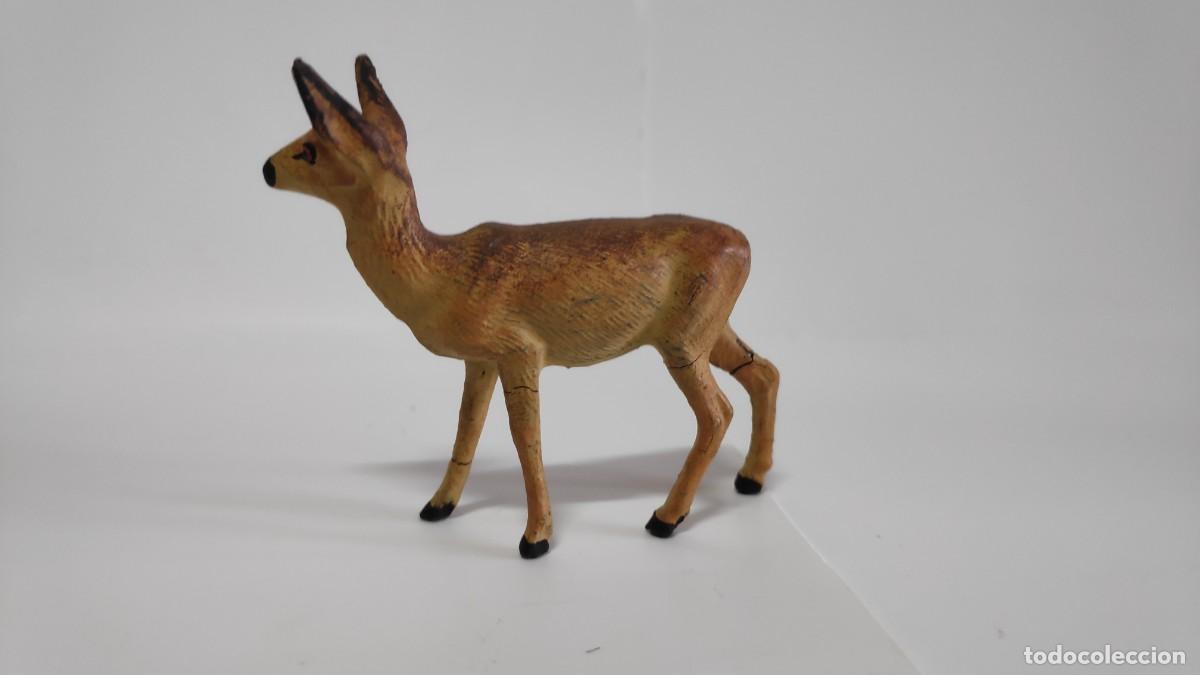 Figuras de goma y PVC: Corzo hembra Lineol (1940) - Foto 3