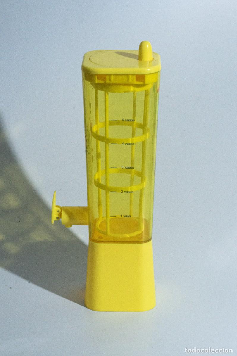 Figuras de goma y PVC: Batidora ColaCao - La BatiCao - Versi&oacute;n Bob Esponja - Foto 5
