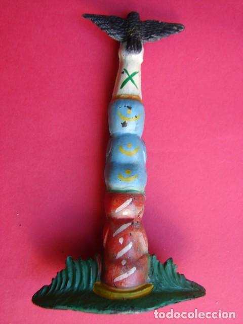 Figuras de goma y PVC: TOTEM INDIO HERMANOS PECH - Foto 2