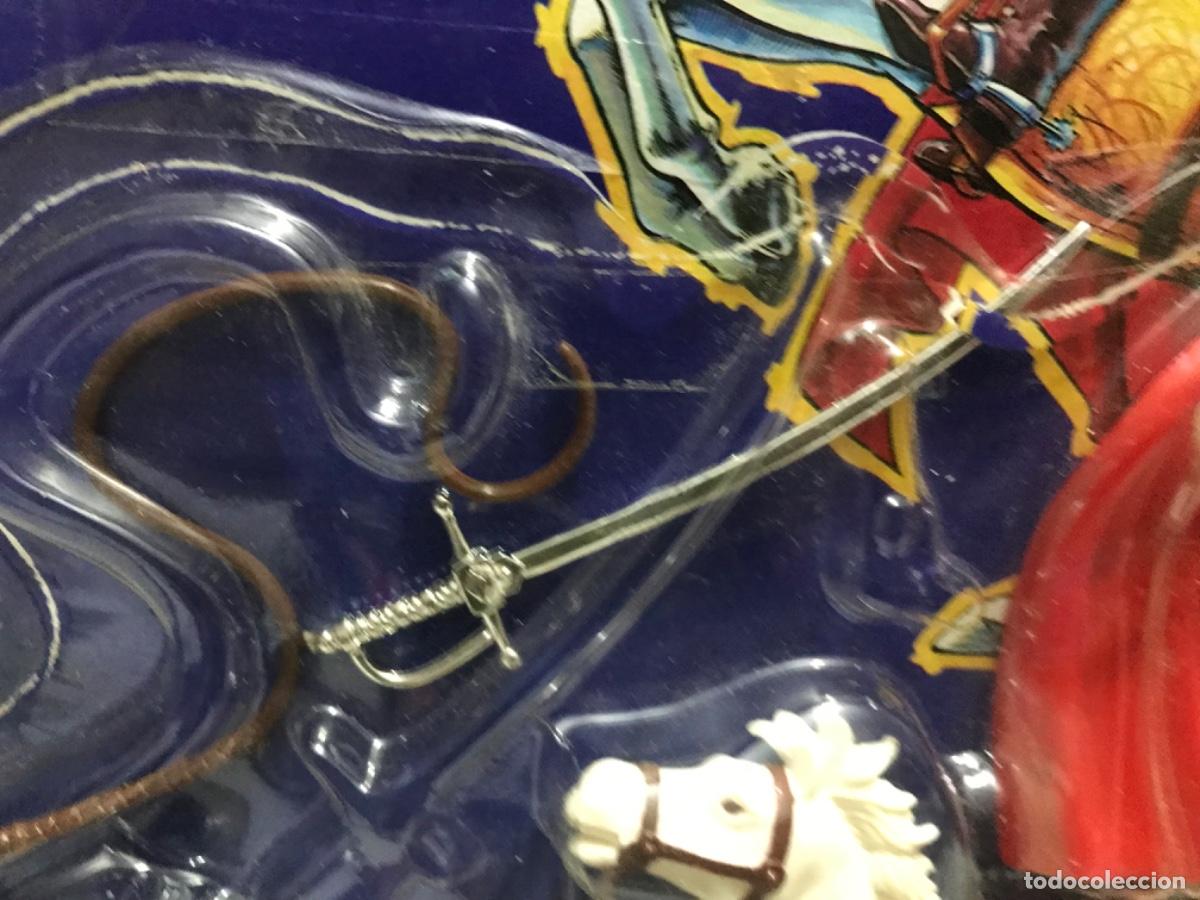 Figuras de goma y PVC: Bl&iacute;ster de Simba con figuras del zorro - Foto 3