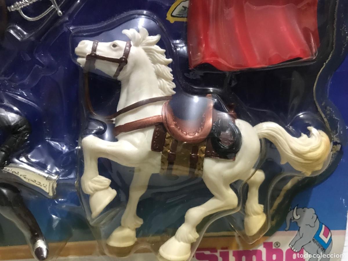 Figuras de goma y PVC: Bl&iacute;ster de Simba con figuras del zorro - Foto 4