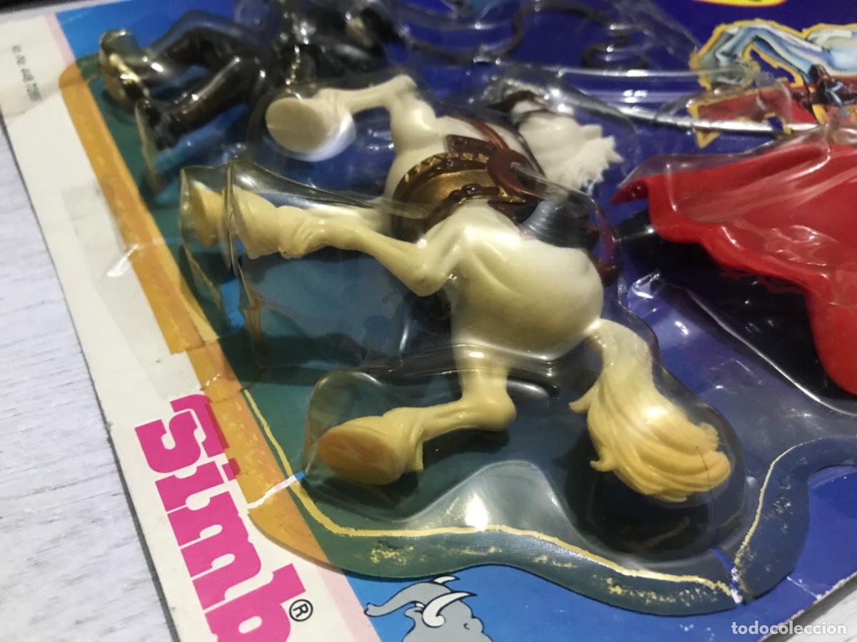 Figuras de goma y PVC: Bl&iacute;ster de Simba con figuras del zorro - Foto 16