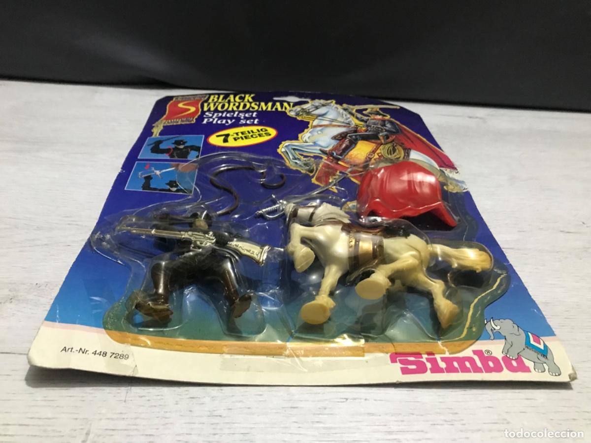 Figuras de goma y PVC: Bl&iacute;ster de Simba con figuras del zorro - Foto 21