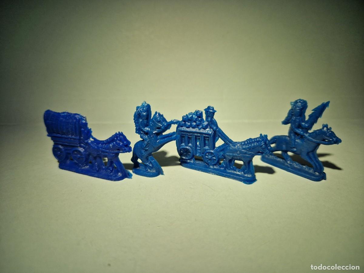 Figuras de goma y PVC: CARAVANA DILIGENCIA INDIOS, MONTAPLEX - Foto 1