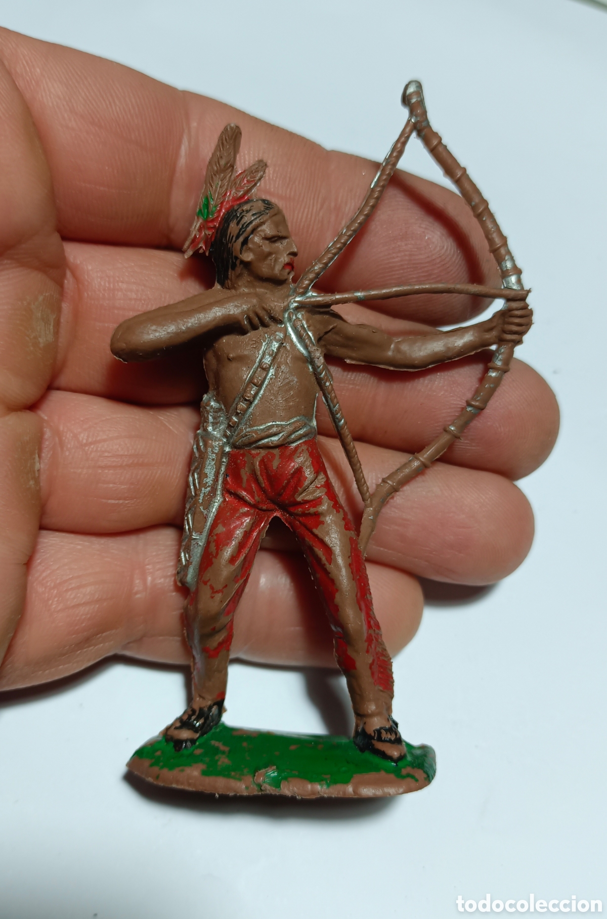 Figuras de goma y PVC: Indio con arco PVC comansi 1a epoca - Foto 1