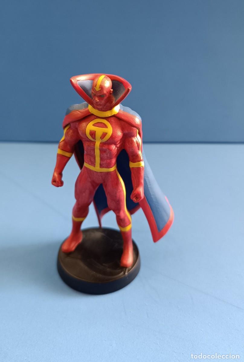 Figuras de goma y PVC: DC figurita Eaglemoss RED TORNADO - Foto 1